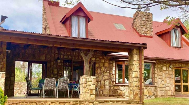 Critchley Stone Villa