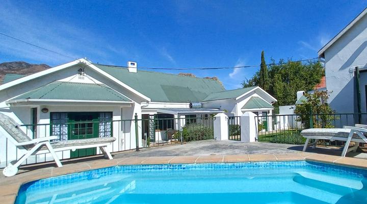 Koo Karoo Guest Lodge