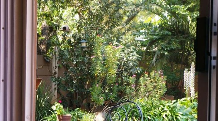 Lazaro's Guest House and Conference Centre