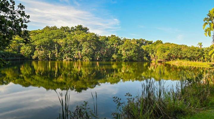 San Lameer Villa 1925 by Top Destinations Rentals