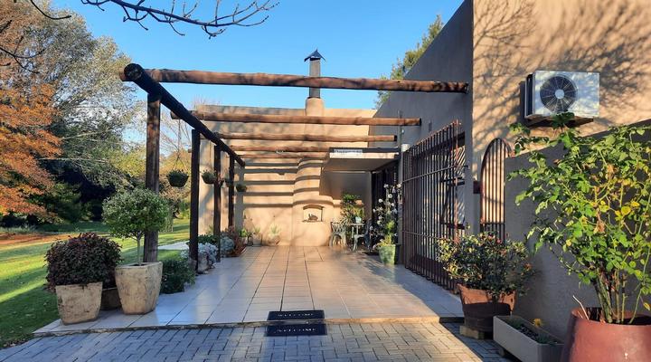 Pecan Grove Guesthouse