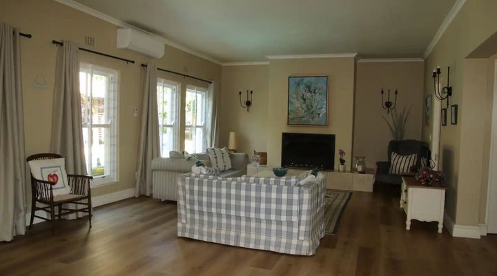 Willow Cottage