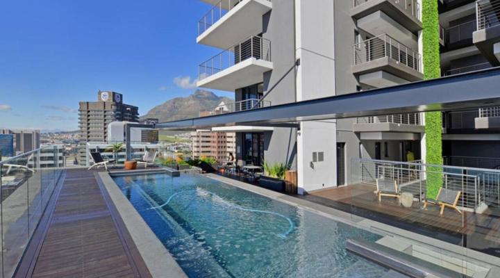 Stay Amazing PMC - 16 on Bree