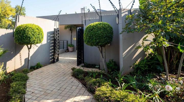 Fatmols Lodges (Pty) Ltd