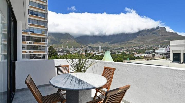 Stay Amazing PMC - Tuynhuys