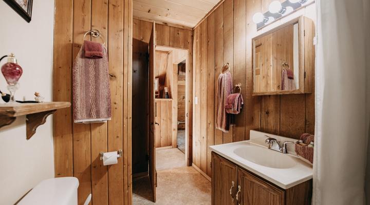 #05 Mt Baker Hwy Ensuite