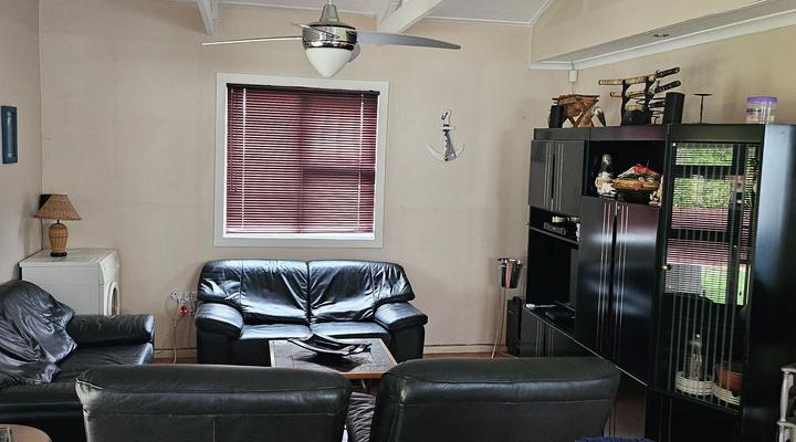 Glipsie by die See (LOAD SHEDDING FREE**)