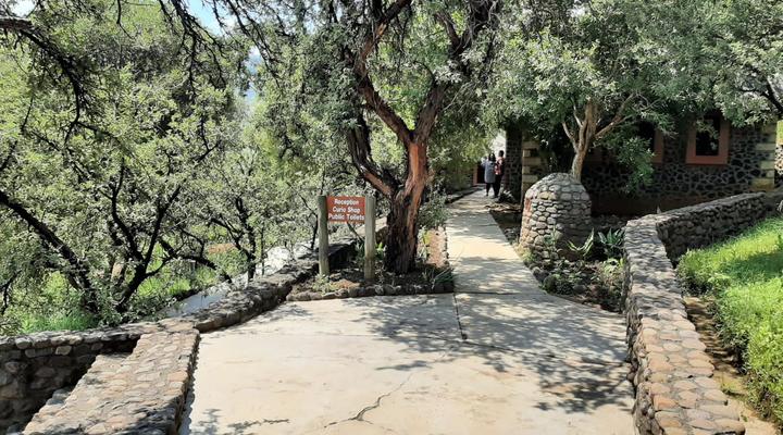 Liphofung Cave, Chalets PTY LTD