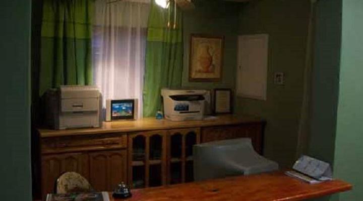 La’Phola Guest House