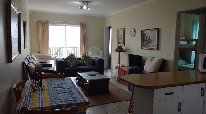 Waterside Living - Claptons Beach 33