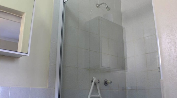 Waterside Living - Claptons Beach 33