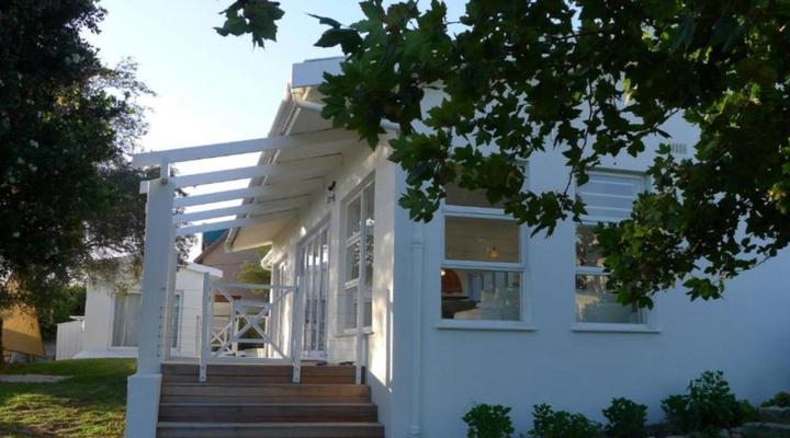 Pashasha Beach House