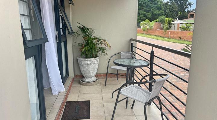 Vaendzi Lodge (self-catering)