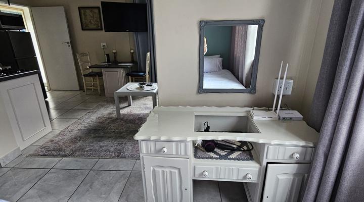 Senelle accomodation