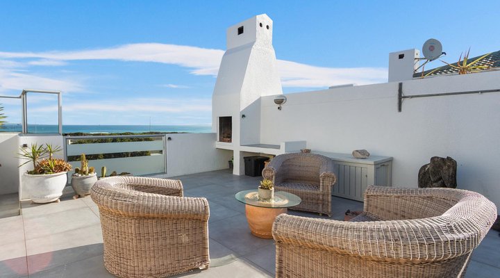 Big Bay Beach Club 37