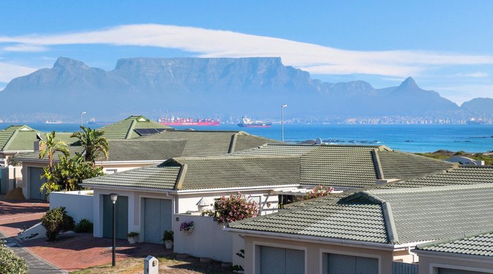 Big Bay Beach Club 37