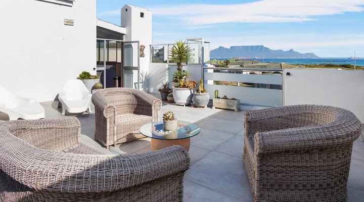 Big Bay Beach Club 37