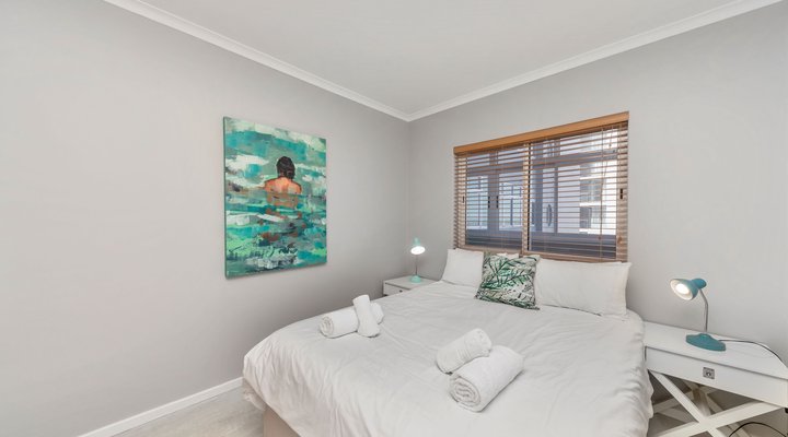 Horizon Bay 702