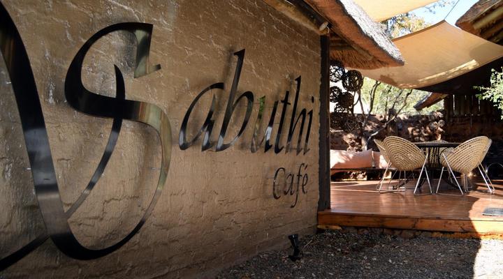 Thulani Game Lodge & Eco Estate