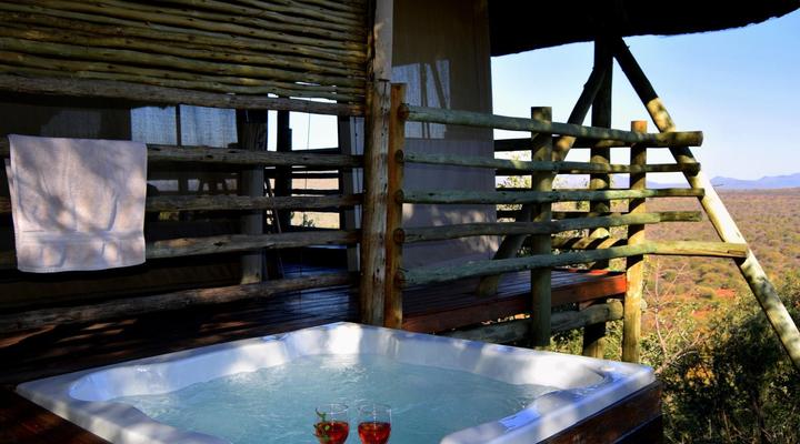 Thulani Game Lodge & Eco Estate