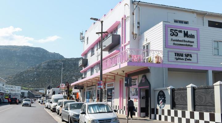 55 on Main Guesthouse and Spa