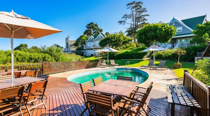 Hilltop Country Lodge