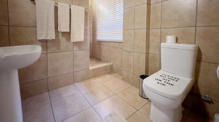  Mabalingwe Toeka Lodge