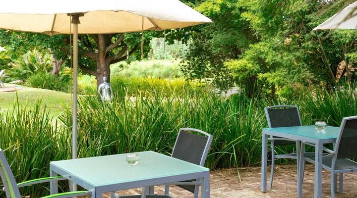 Rothman Manor De Luxe Guest Retreat