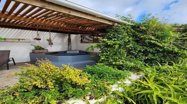 Oorgenoeg in Langebaan