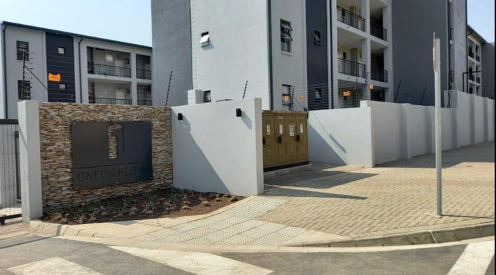 Gallagher Convention - One on Heather - Hidden Gem with Gorgeous Sunsets