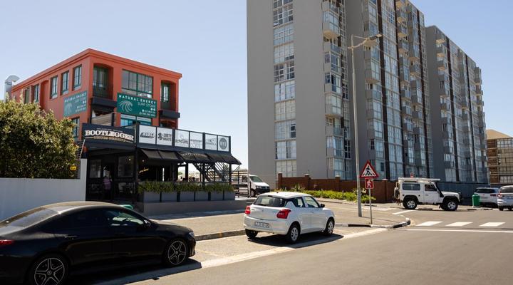 St Tropez Beachfront 306