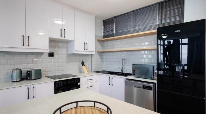 St Tropez Beachfront 306