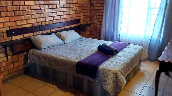 Ngulube Self Catering @ Leeupoort Vakansie