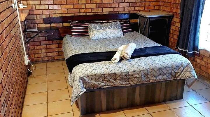 Ngulube Self Catering @ Leeupoort Vakansie