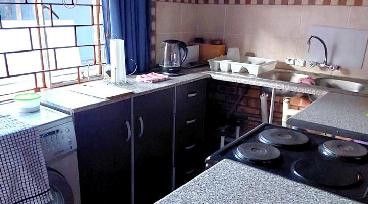 Ngulube Self Catering @ Leeupoort Vakansie