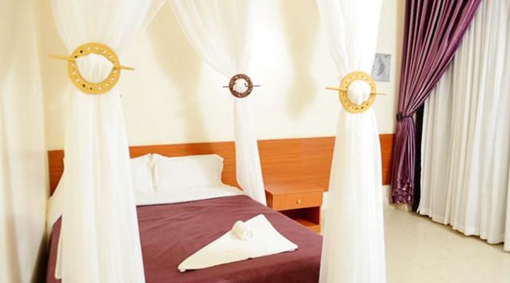 Grabo County Dream Hotel