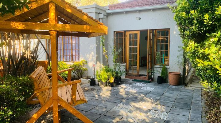 Afrikawisa At Rosebank