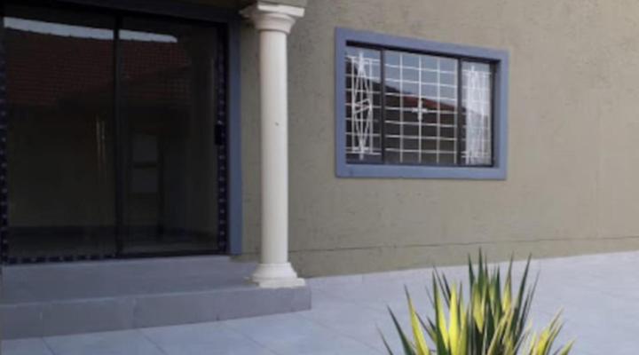 Zwelibanzi Guesthouse and Wellness Center