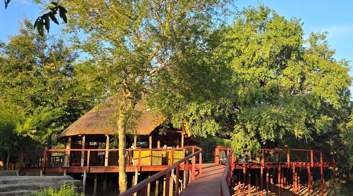 Matopi Fishing Lodge