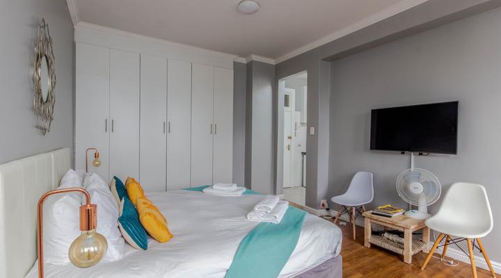 Bay West 204 by CTHA