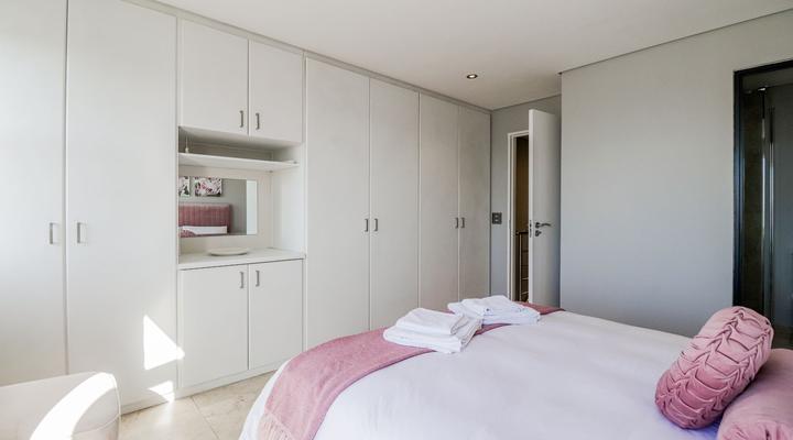 Loader Street Studios 5 by CTHA