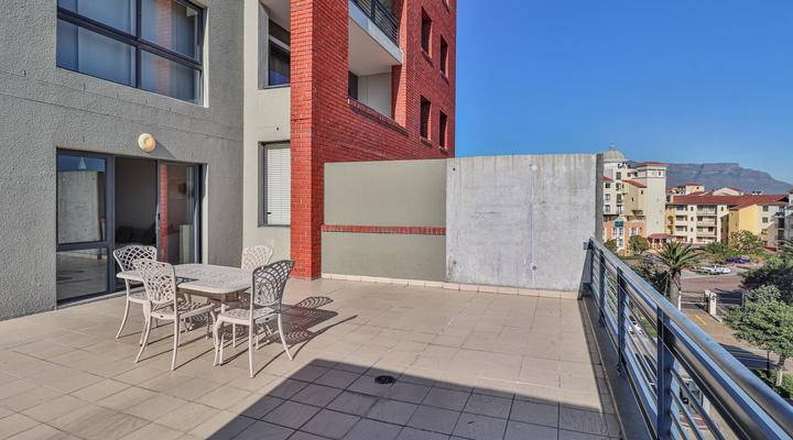 Manhattan Towers 506 by CTHA