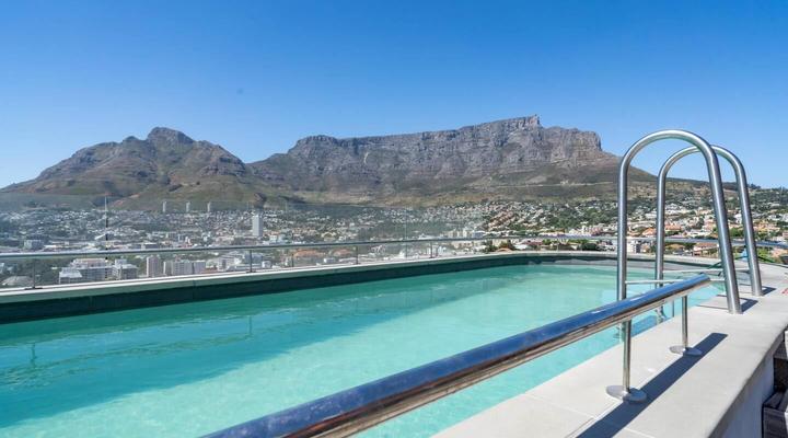 Forty on L 607 by CTHA