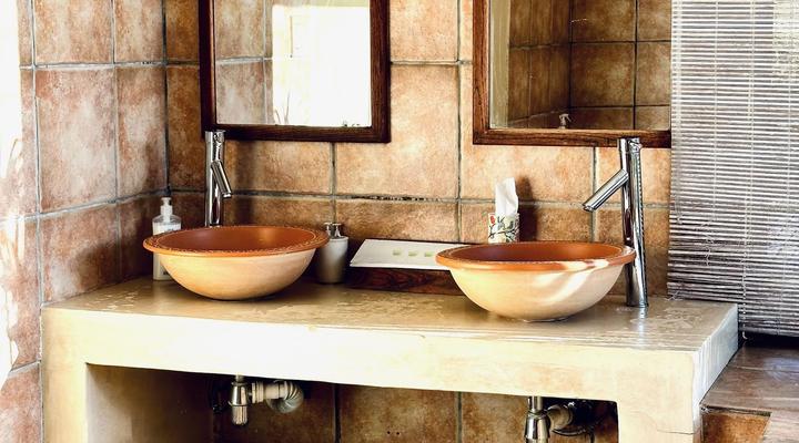 Simunye Cottage on Fields of Gold Farm