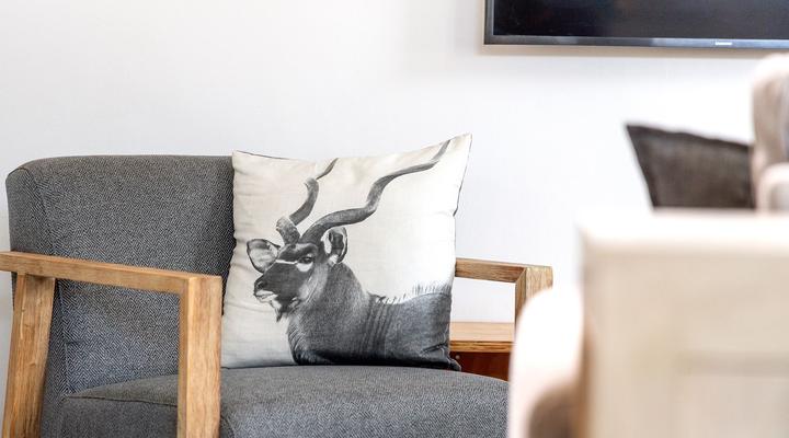 Mountain and Sea House and Cottage