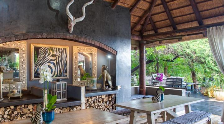 Khaya Ndlovu Safari Manor