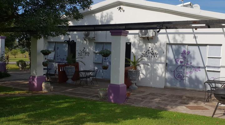 At The Nest B&B Lodge