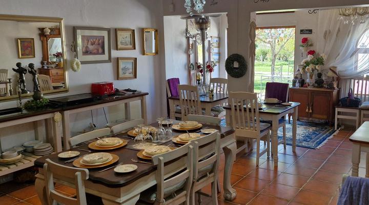 At The Nest B&B Lodge