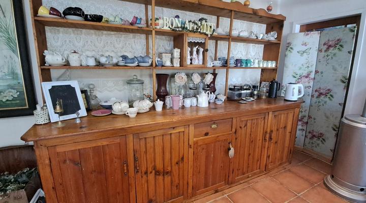 At The Nest B&B Lodge