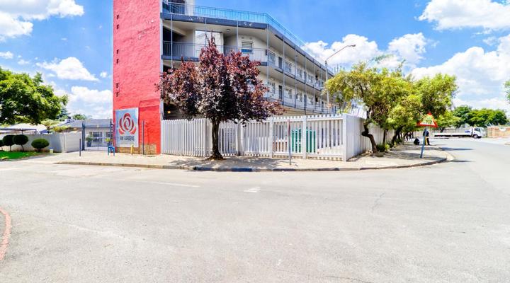 BM Gardens Apartment Hotel